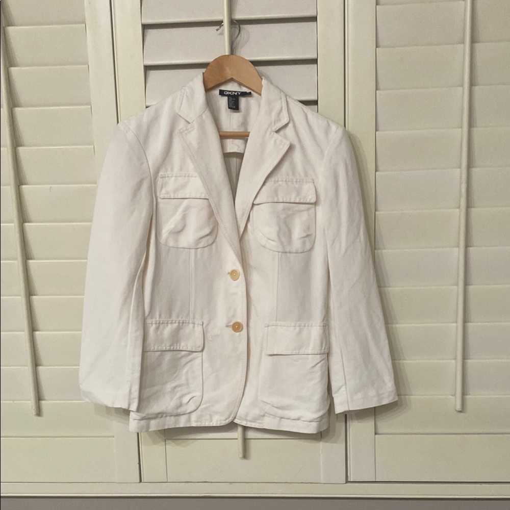 Dkny White Blazer Lightweight Suit Jacket. Size 4.